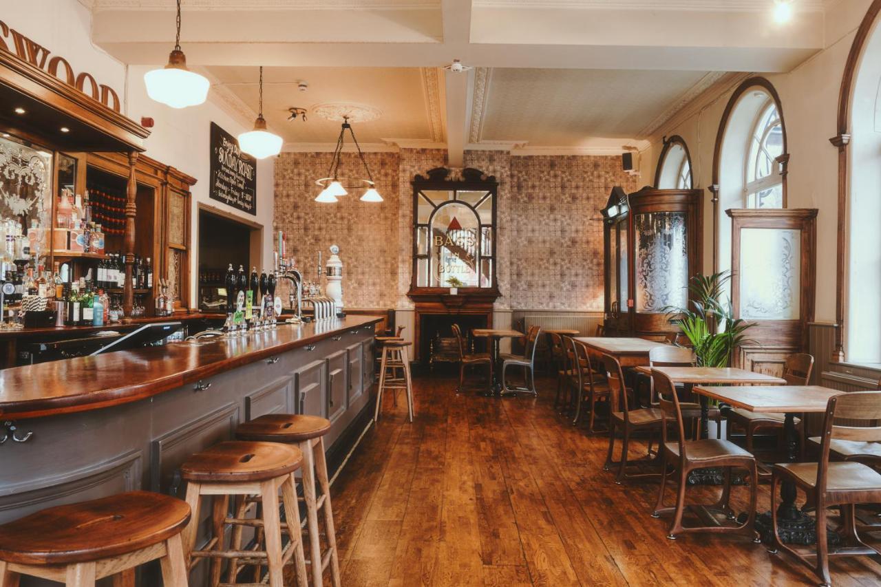 The Brownswood Hotel London Exterior photo